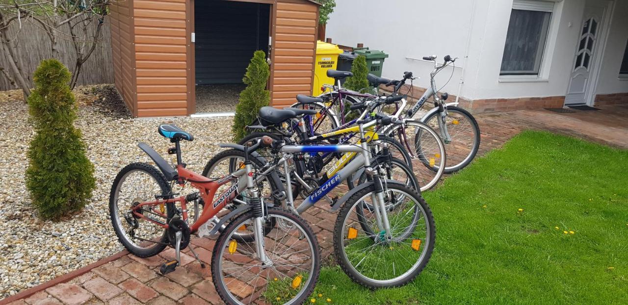 Harmonia Paraszthaz Es Apartman Poroszló Exterior foto